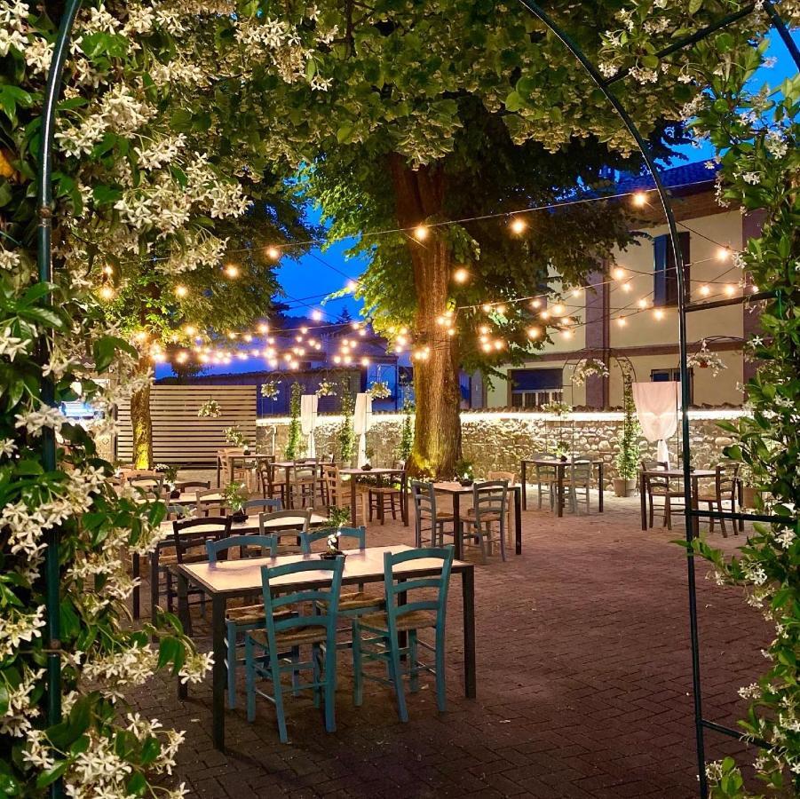 Hotel Milano Pool & Garden サリーチェ・テルメ エクステリア 写真