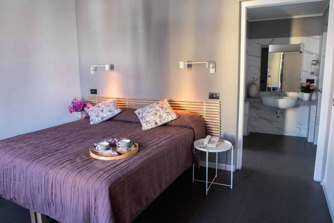 Hotel Milano Pool & Garden サリーチェ・テルメ エクステリア 写真