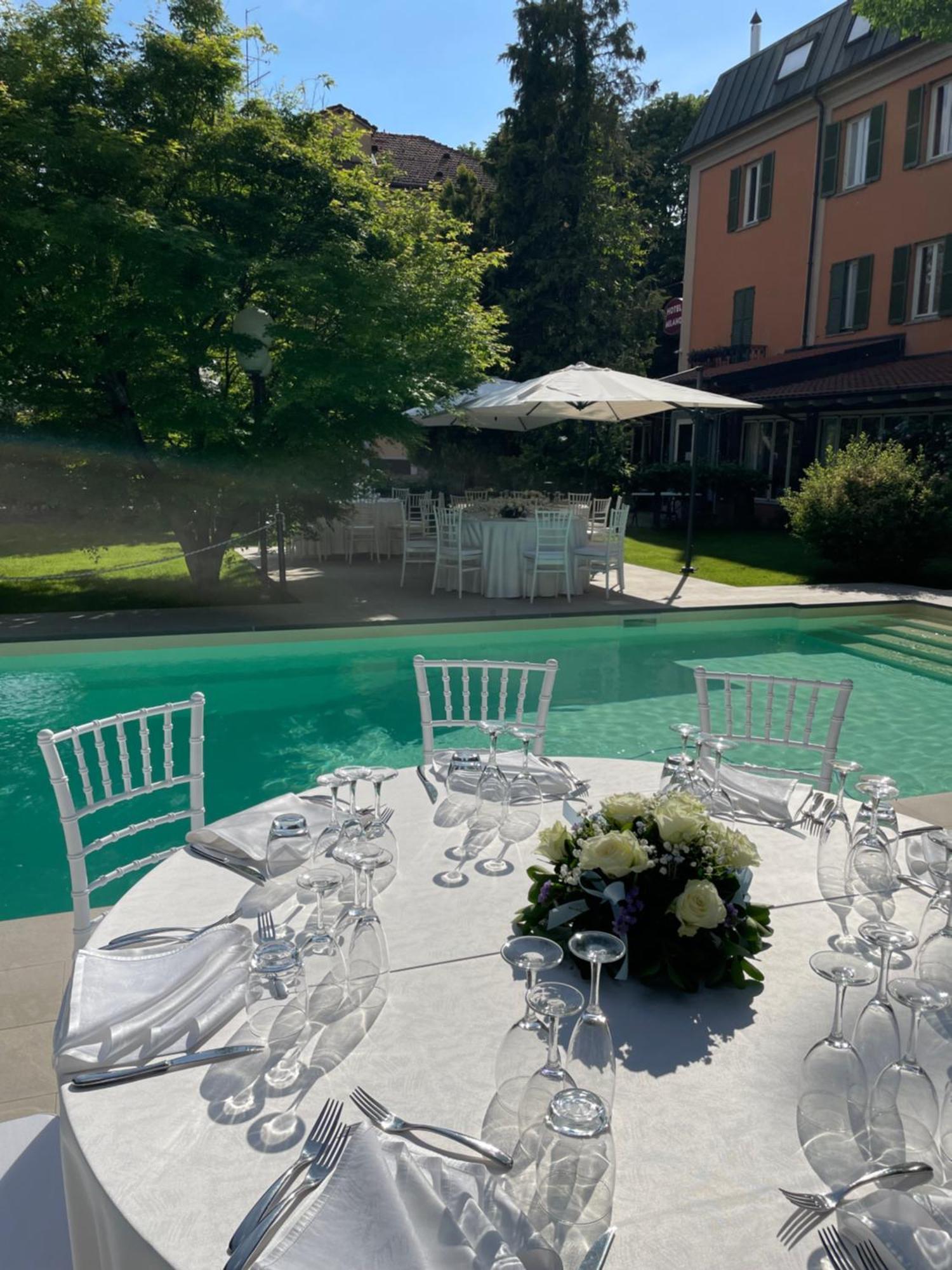 Hotel Milano Pool & Garden サリーチェ・テルメ エクステリア 写真