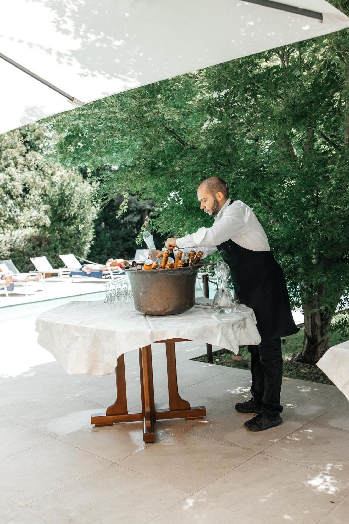 Hotel Milano Pool & Garden サリーチェ・テルメ エクステリア 写真